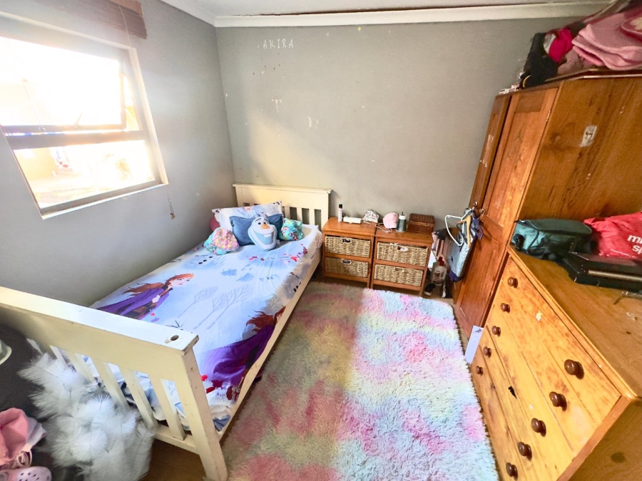 3 Bedroom Property for Sale in Steenberg Western Cape